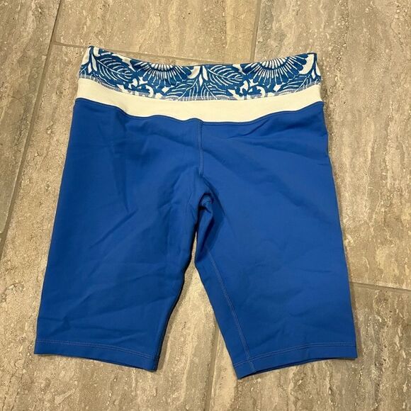 ✨Lululemon biker short - Picture 4 of 4